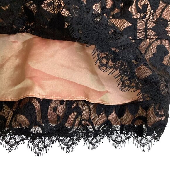 NANETTE LEPORE Courtesan Black Lace Crop Top - Picture 7 of 11